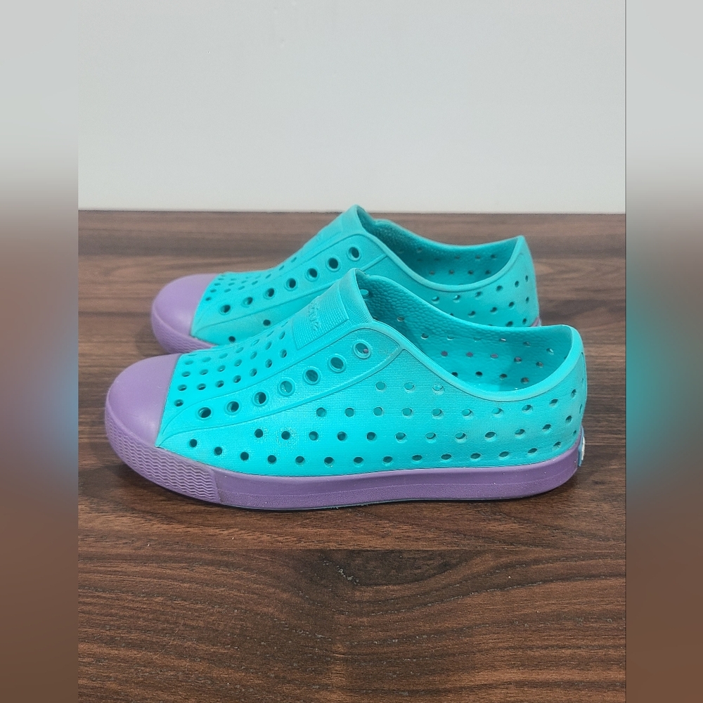 💜Kids Native Shoes, Size c12, size 12💜